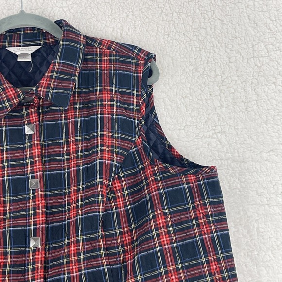 Christopher & Banks Vest Jacket Womens Size 1X Red Blue Plaid Quilted‎ Button-Up - Picture 4 of 15
